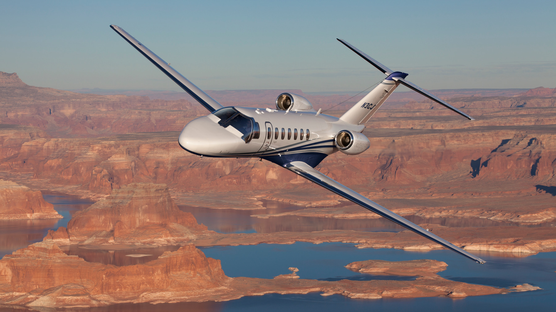 Cessna Citation CJ3 view for San Francisco charter