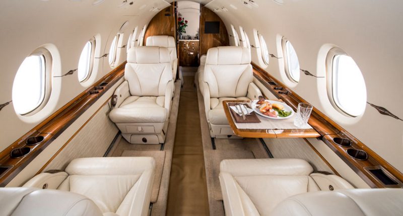 Hawker 850XP cabin for San Francisco charter