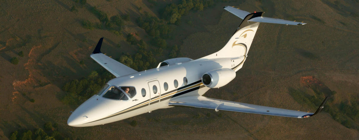 Hawker 400XP cabin for San Francisco charter