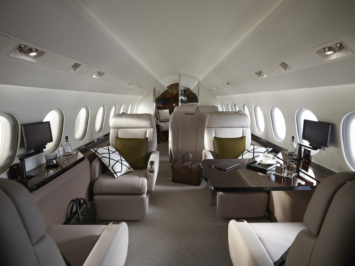 Dassault Falcon 900LX cabin for San Francisco charter